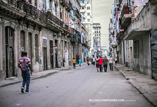 Side Steet - La Hanana, Cuba