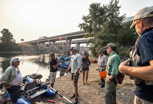 Spokane River Bass Study Volunteers prepair to float the river.