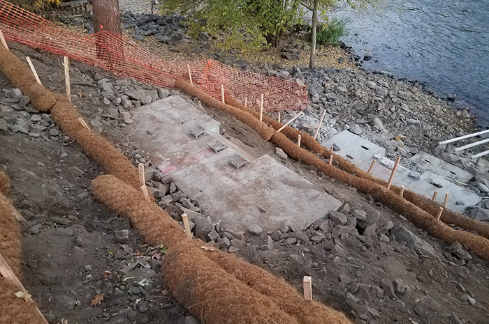 Spokane River Redband Park Boat Launch Access.