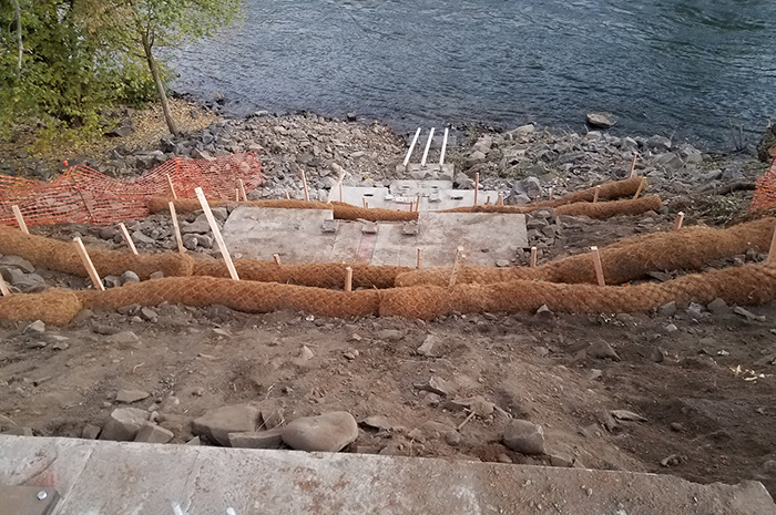 Spokane River Redband Park Boat Launch Access.