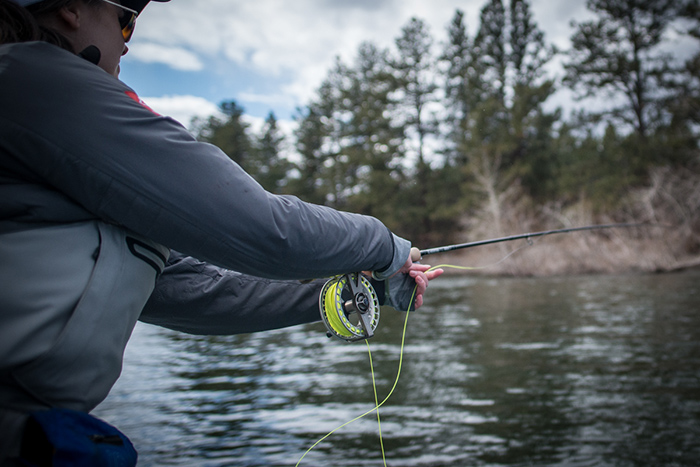 Notice the anglers fingers never fully open up and always stay connected.