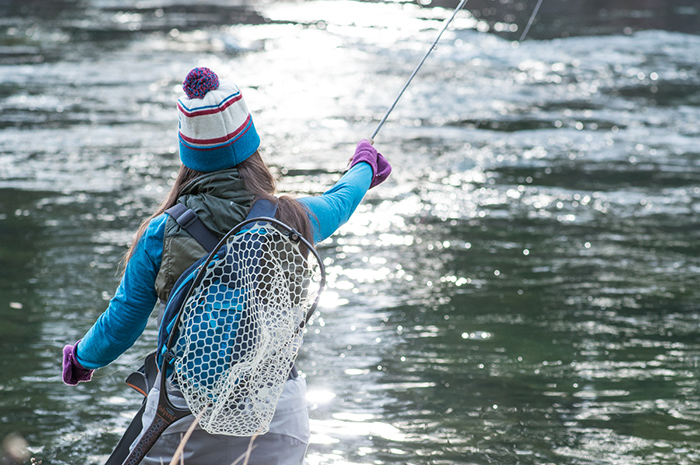 SEuronymphing on the Spokane River for Redband trout during the winter.
