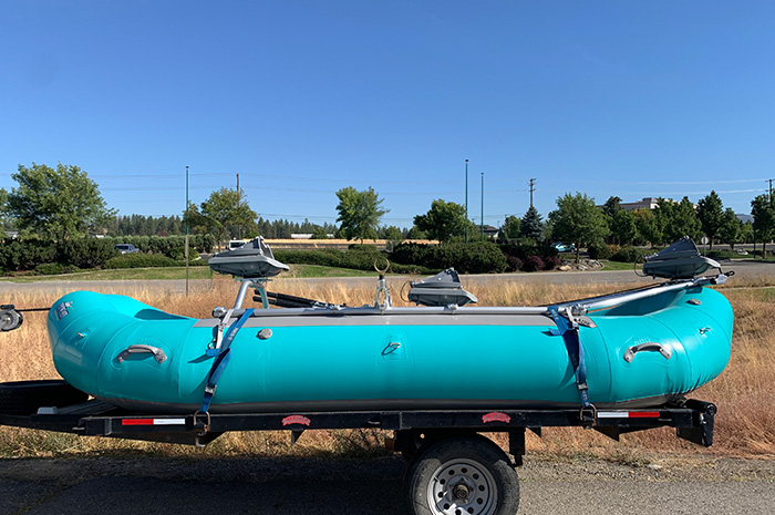 Outcast 136 DD Raft Package