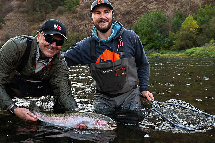 Silver Bow Guide Kenyon on the Grande Ronde for steelhead.